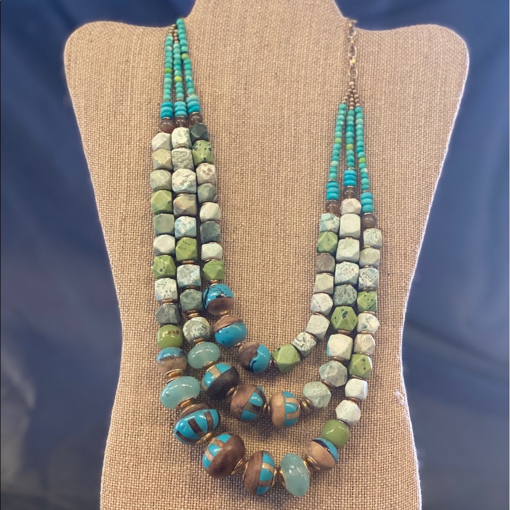 Chico’s necklace